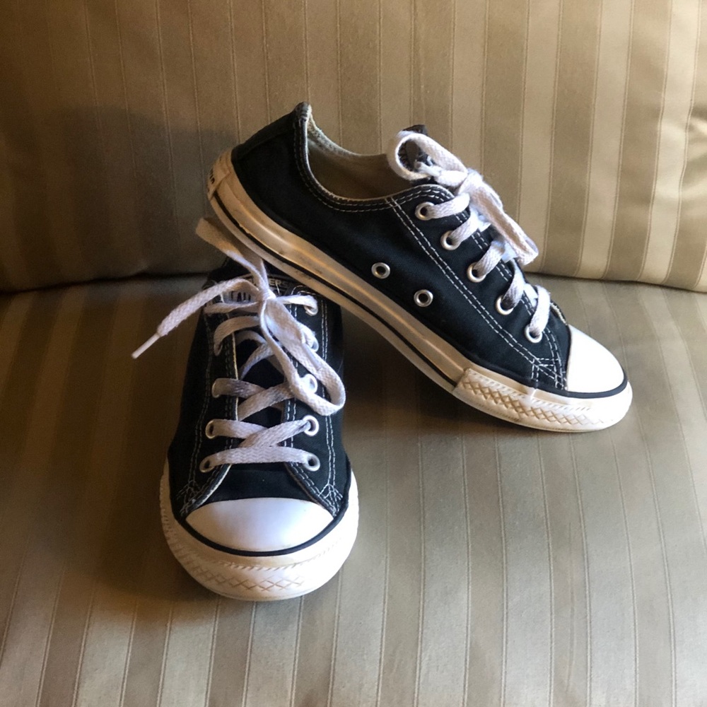 Converse Low Top Black and White Size 2